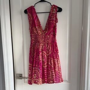 Cupshe Pink and Gold Printed V-Neck Mini Dress